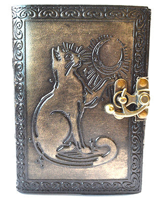 Cat aged looking paper leather w/ latch 4 1/2" x 6 1/2" - Unlined